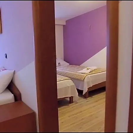 Hotel The Two Hearts 3*